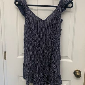 American Eagle M Romper - Ruffle Straps, Open Back, Pockets!